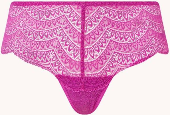 Simone Pé, rè, le Karma shorty van kant