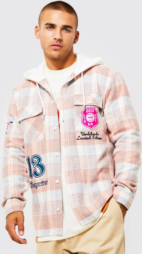 boohoo Geruit Varsity Overhemd Met Capuchon En Badge, Pale Orange