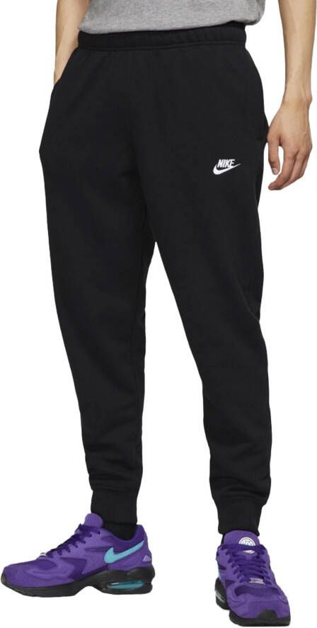 Nike Broek trackpak man m nsw club jggr ft bv2679 010