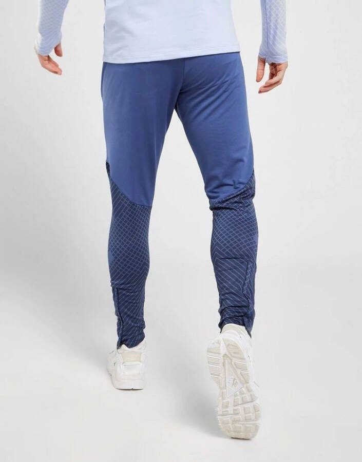 Nike dri fit strike men's soccer pa