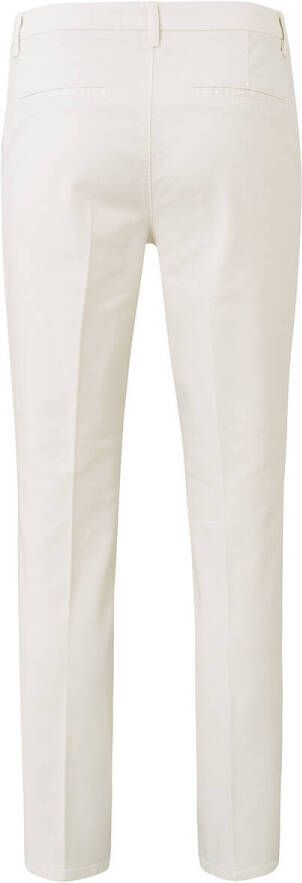 Yaya Chino's Beige Dames